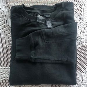 HD black men’s XL crew neck sweatshirt